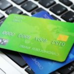 緑のクレジットカード
